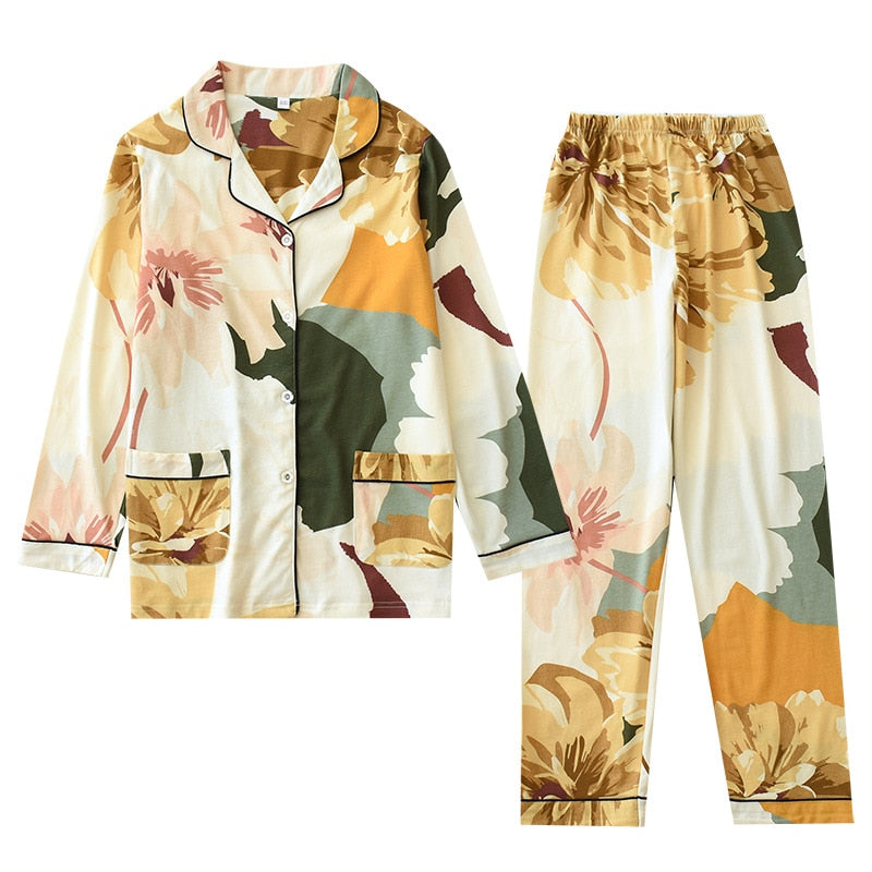 "IRIS" lounghwear set