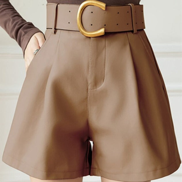 "CLARA" Shorts