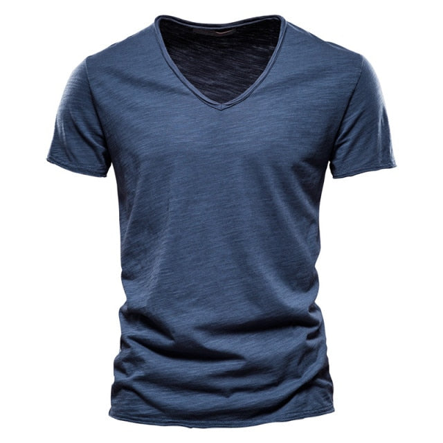 "MOR" V-neck T-shirt
