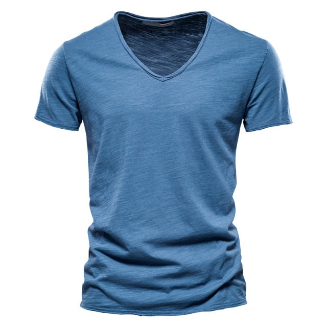 "MOR" V-neck T-shirt